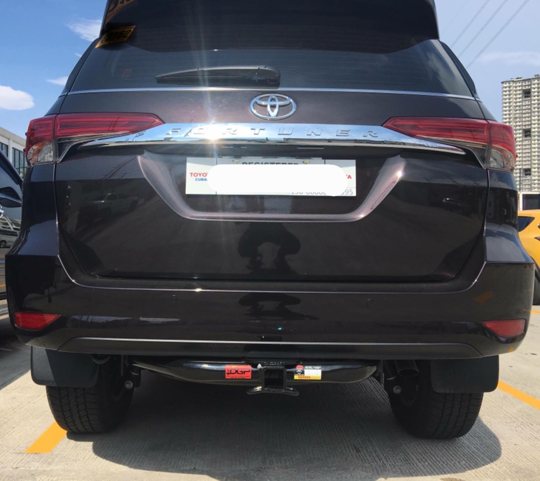 Tow hitch receiver toyota fortuner 20162023 with free hitch cover