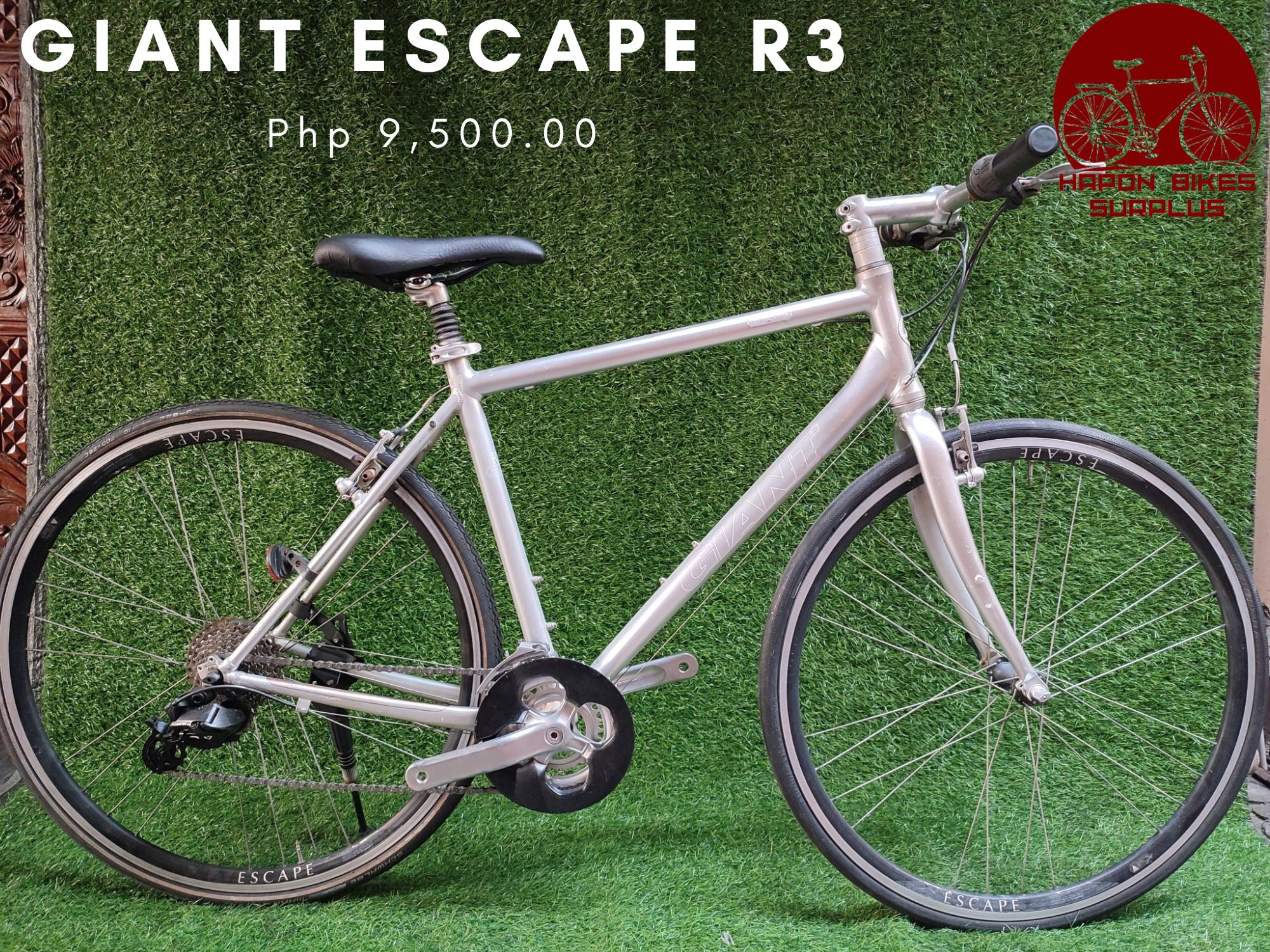 新作モデル Giant escape R3 Mサイズ 直接引き取りのみ クロスバイク 