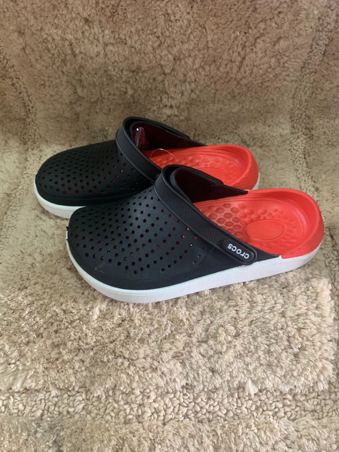 far light crocs price