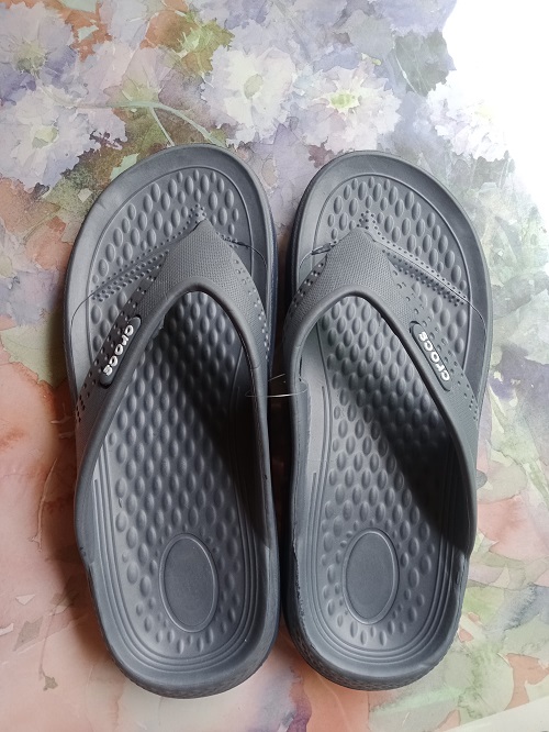 Crocs slipper (size:40 to 45): Buy sell 