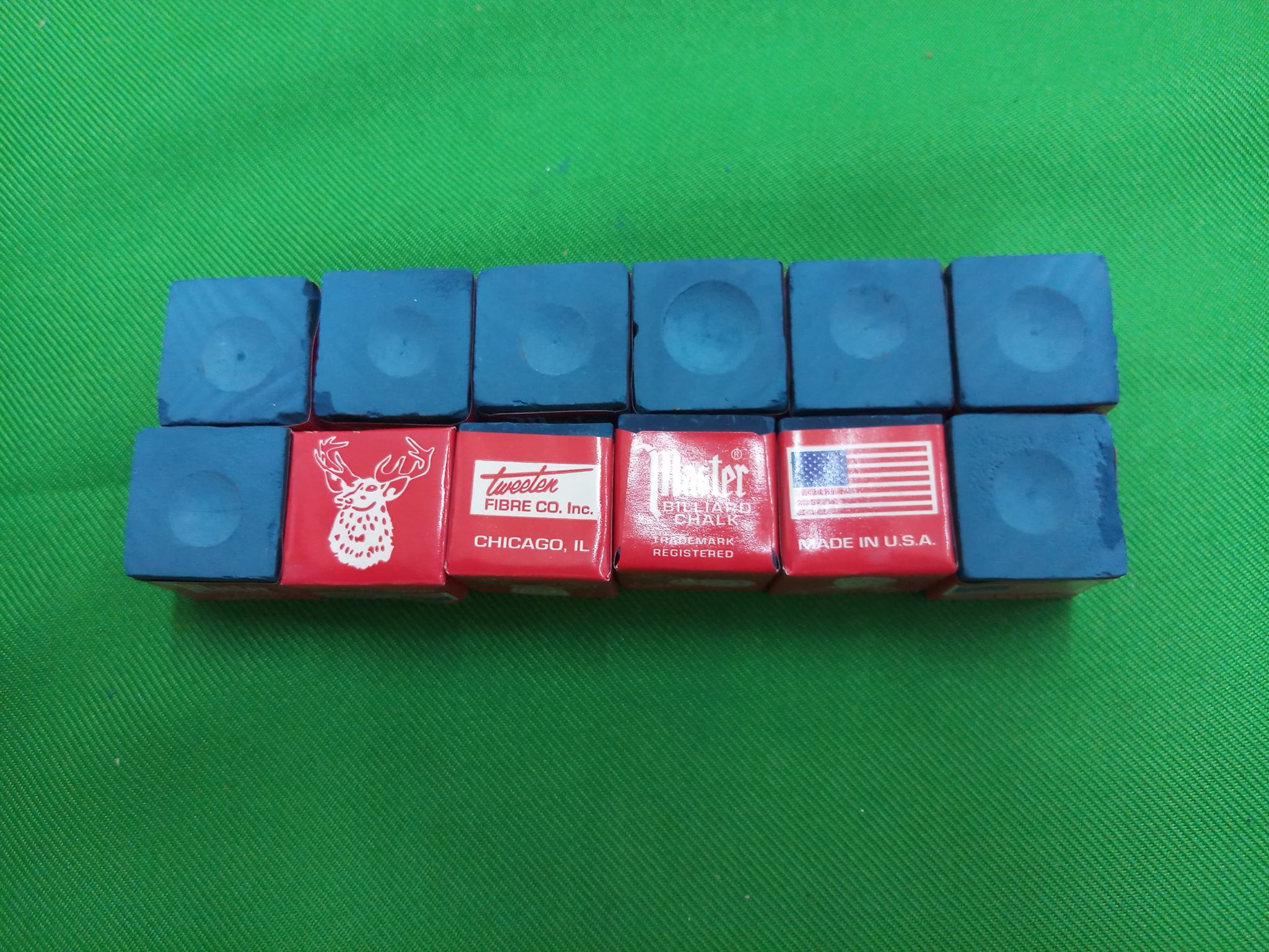 12 pcs Master billiard cue chalk original (pigmented) /tisa sa tako ng