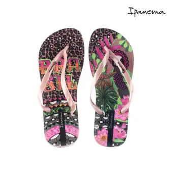 ipanema pink flip flops