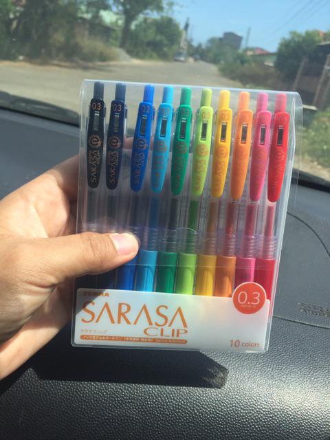 Zebra Sarasa Clip 0.4mm Gel Pen Set - 10 Black Ink Pens, Retractable With Rubber Grip, Smooth Writing