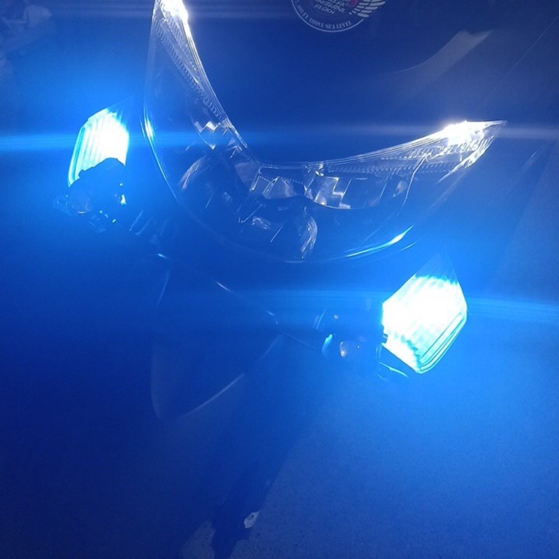 T15 Dual Contact Park Light / Signal Light Color Amber White / Blue