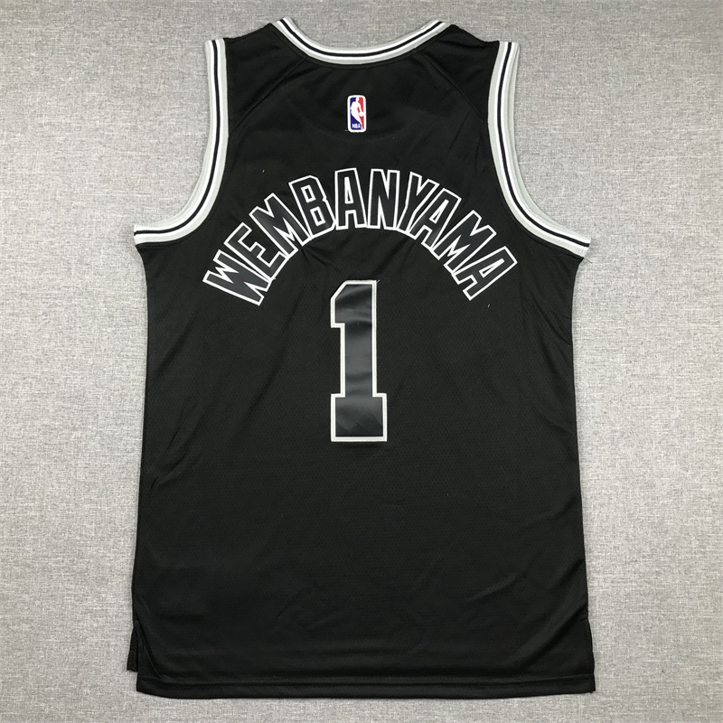 Spurs Shorts + Victor Wembanyama Jersey – AthleticAntics