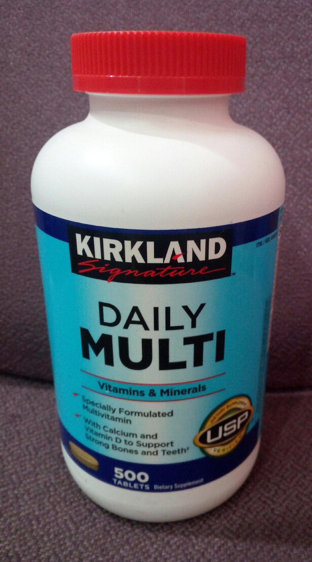 Kirkland DAILY MULTI Vitamins and Minerals (500 tablets), rich in
