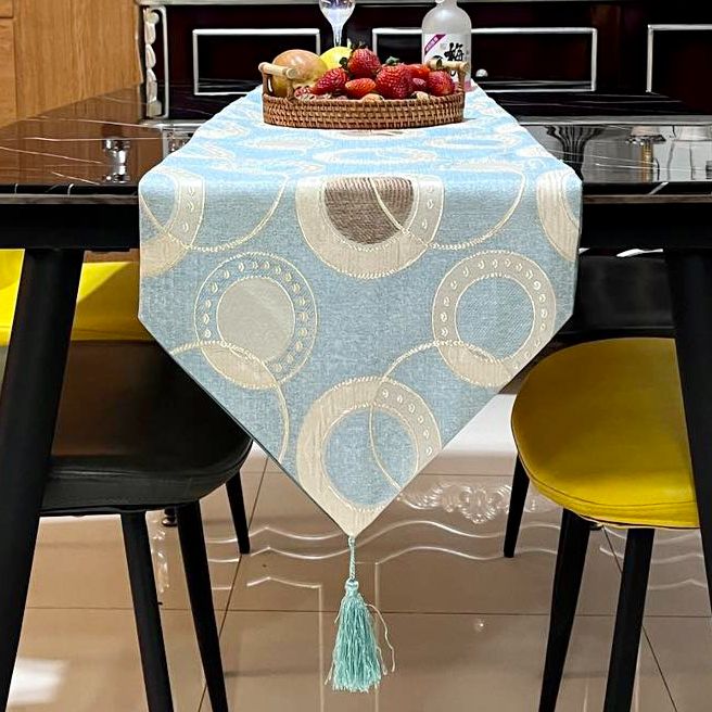 8 seater Table Runner Elegant Embroidered Hotel Restaurant Dinning
