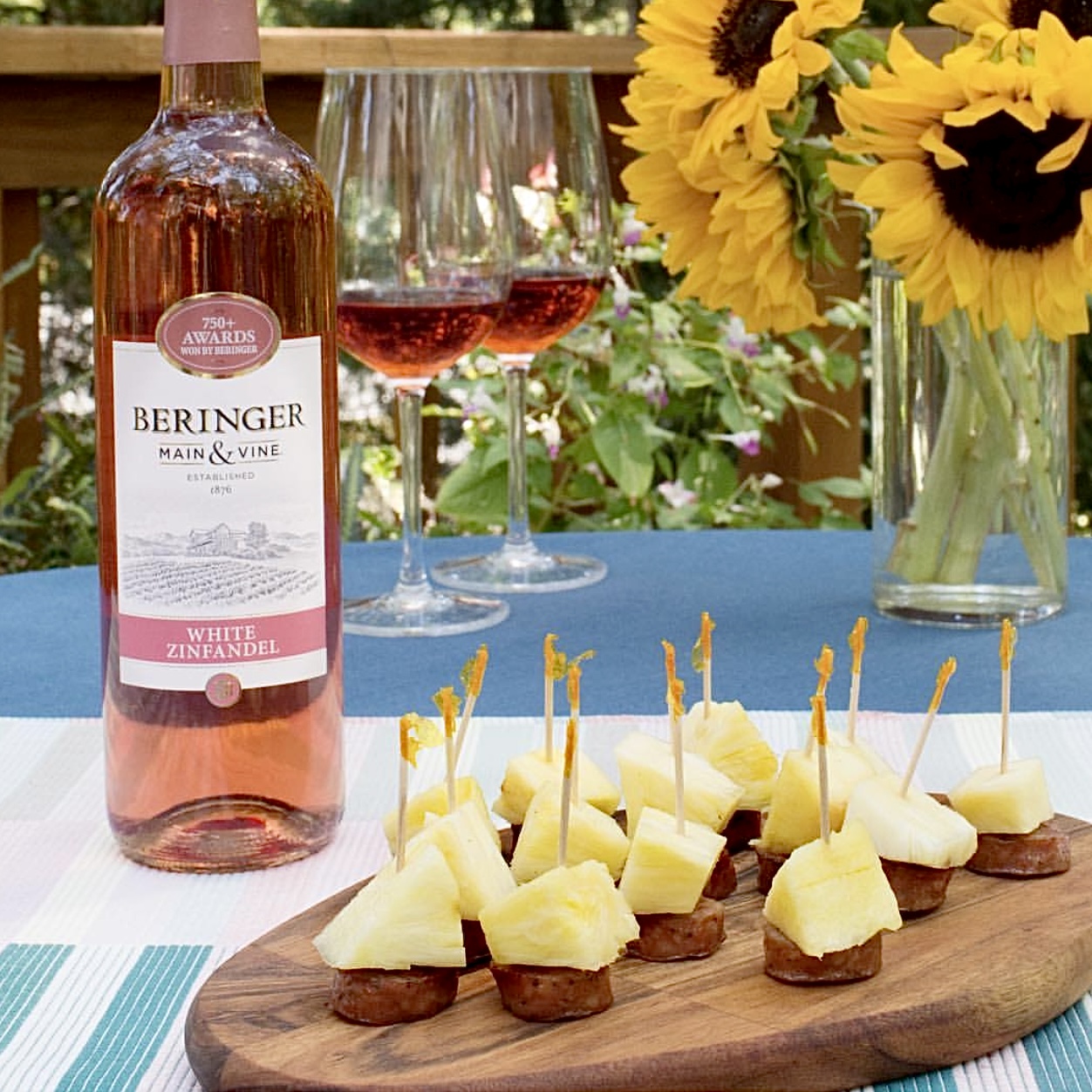 Beringer Main & Vine White Zinfandel California Collection Rose Wine, 750  ml Glass, ABV 12.00% 