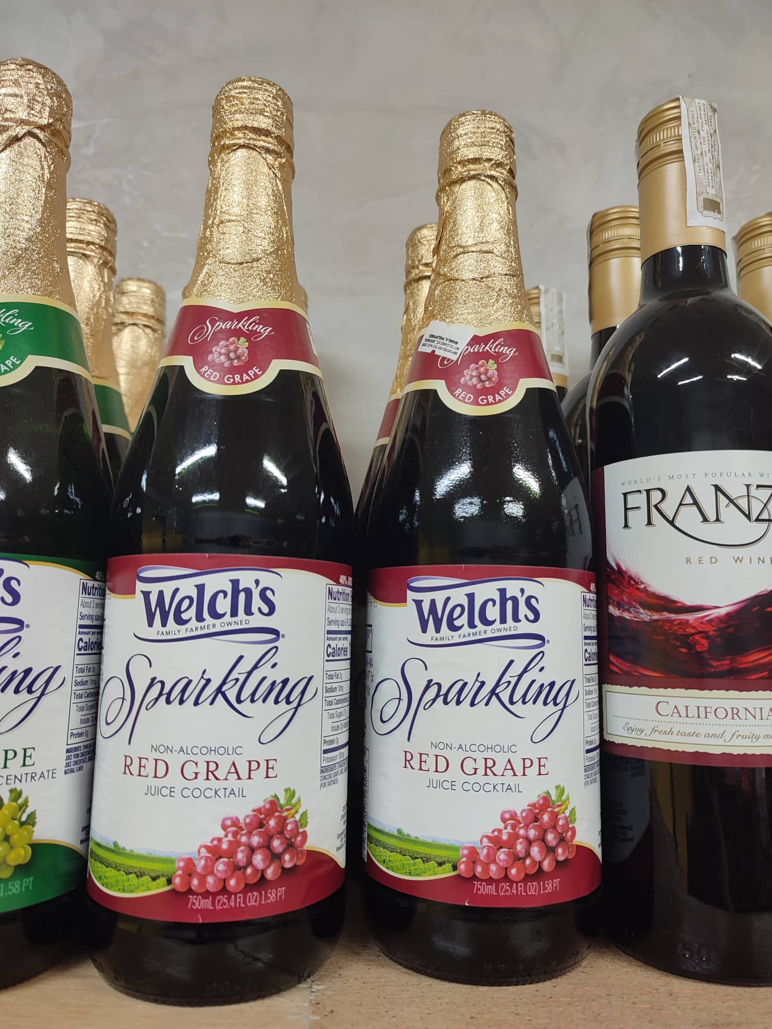 Welch Sparkling Red Grape Juice Cocktail 24.4oz Lazada PH