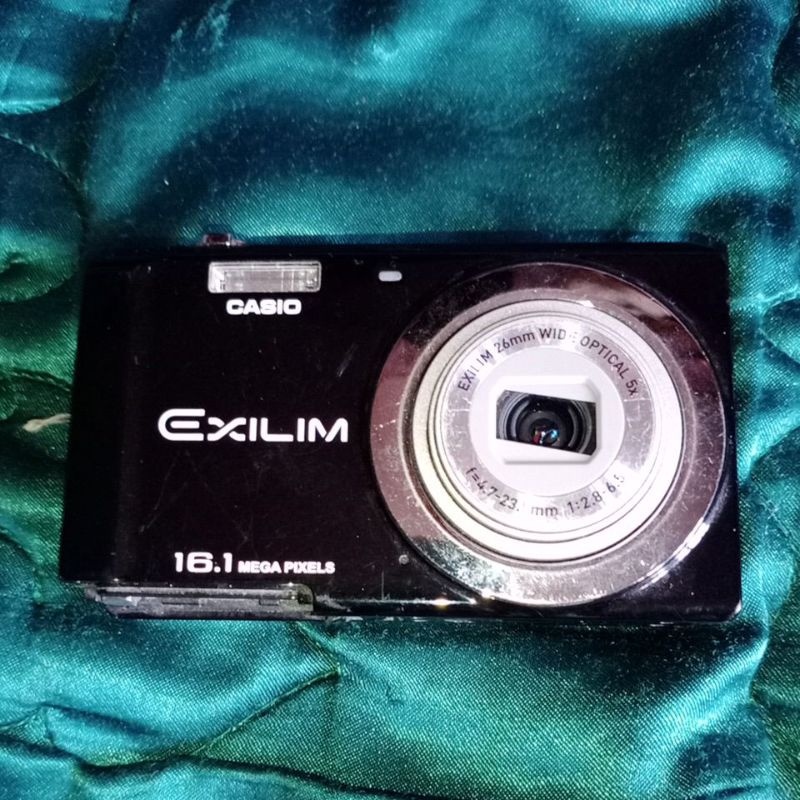 CASIO EXILIM EX-Z28 16.1 MEGAPIXELS 黒 【SALE／64%OFF】 - デジタル