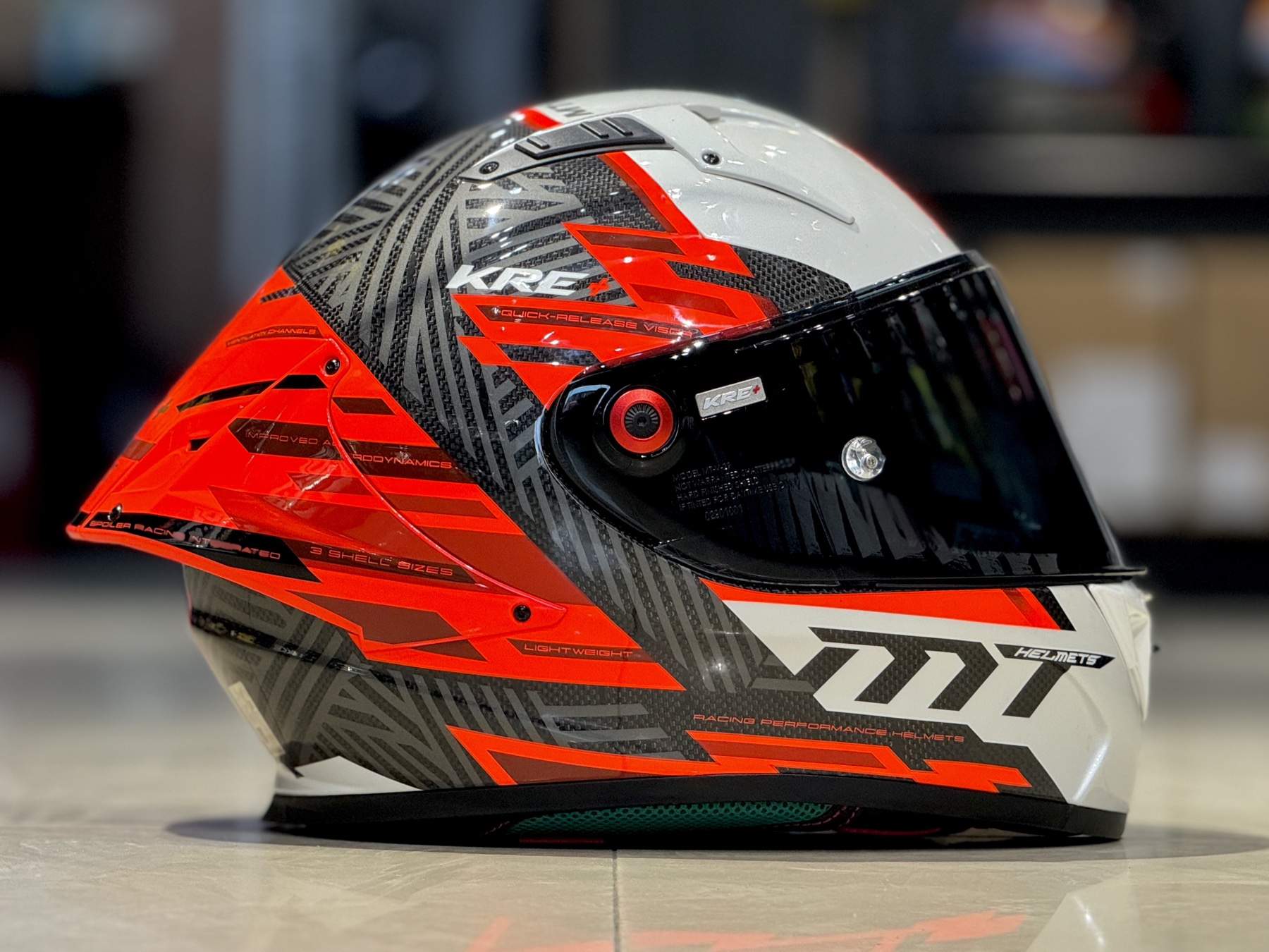 MT KRE+ Carbon Fiber Full Face Single Visor Helmet with Free Extra