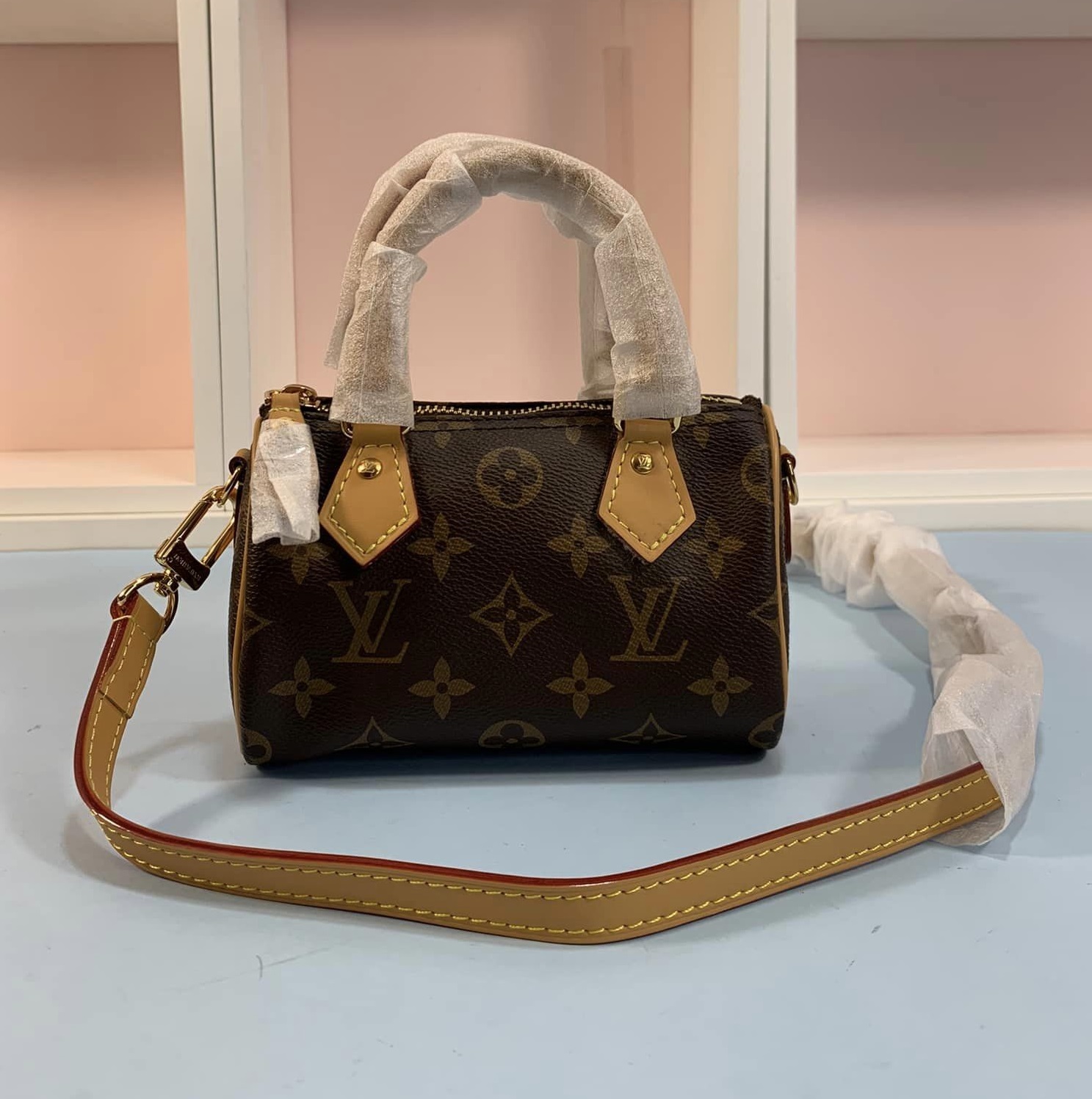 LOUIS VUITTON NANO SPEEDY TOP GRADE COD