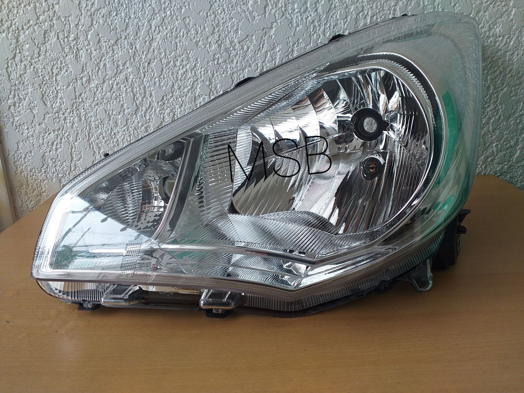 mitsubishi mirage headlight assembly