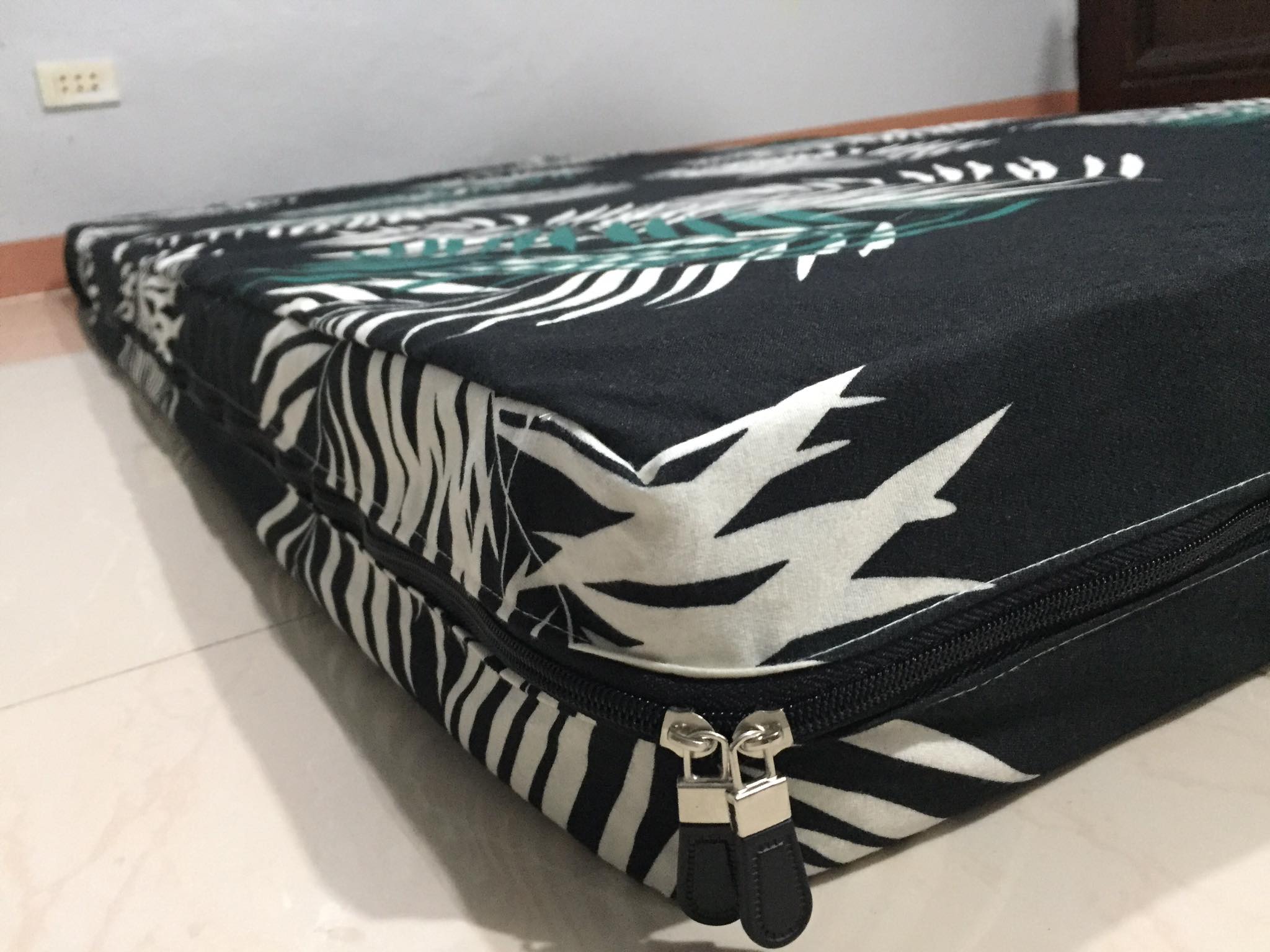 CANADIAN 4 Inches Thick Foam Cover with Long Zipper Lazada PH