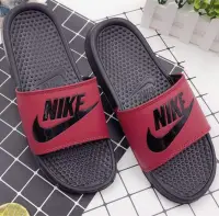 nike maroon slippers