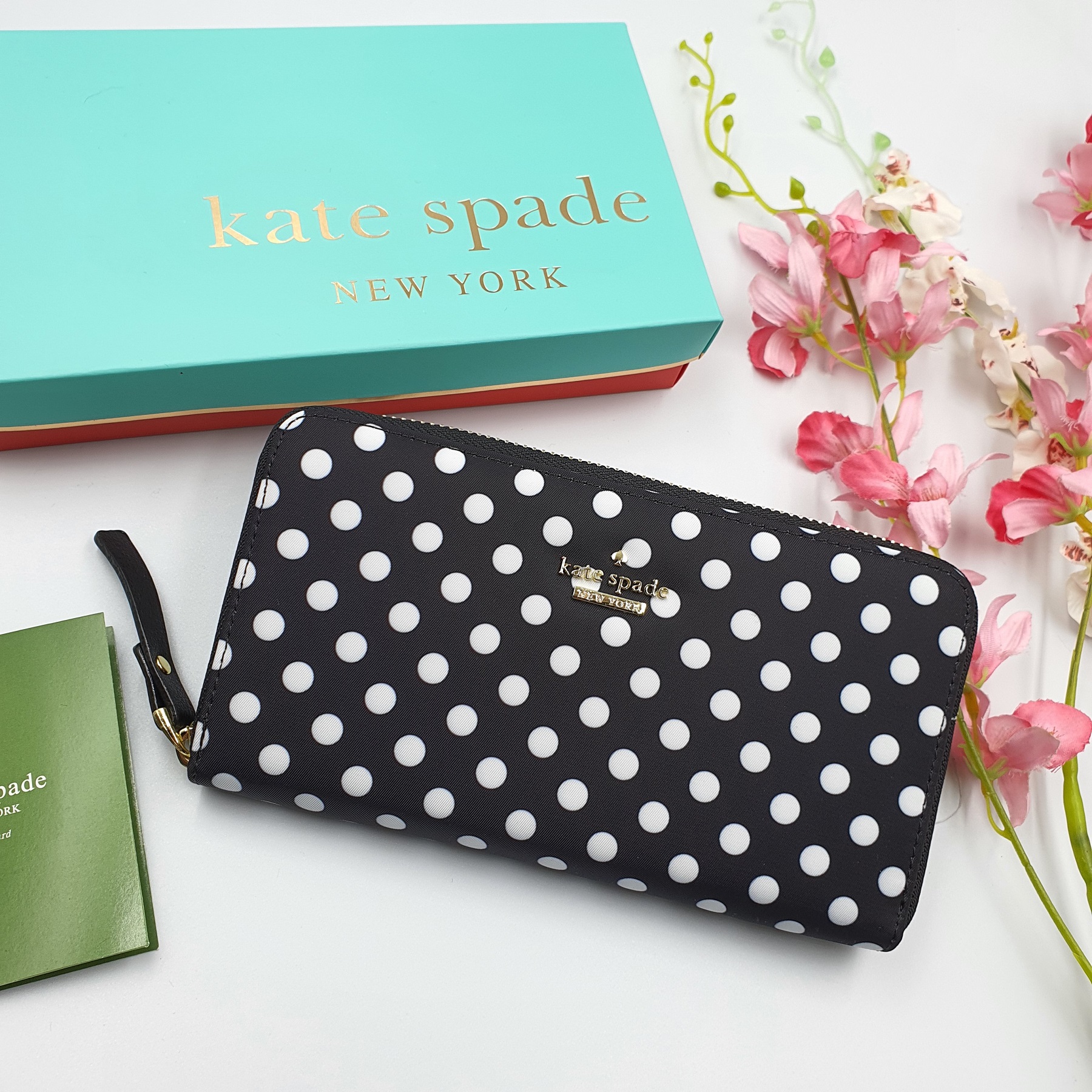 Kate Spade Classic Lyla Wallet - Black / White Polka Dots Concept Design in  Black Nylon Zip Around Wallet | Lazada PH