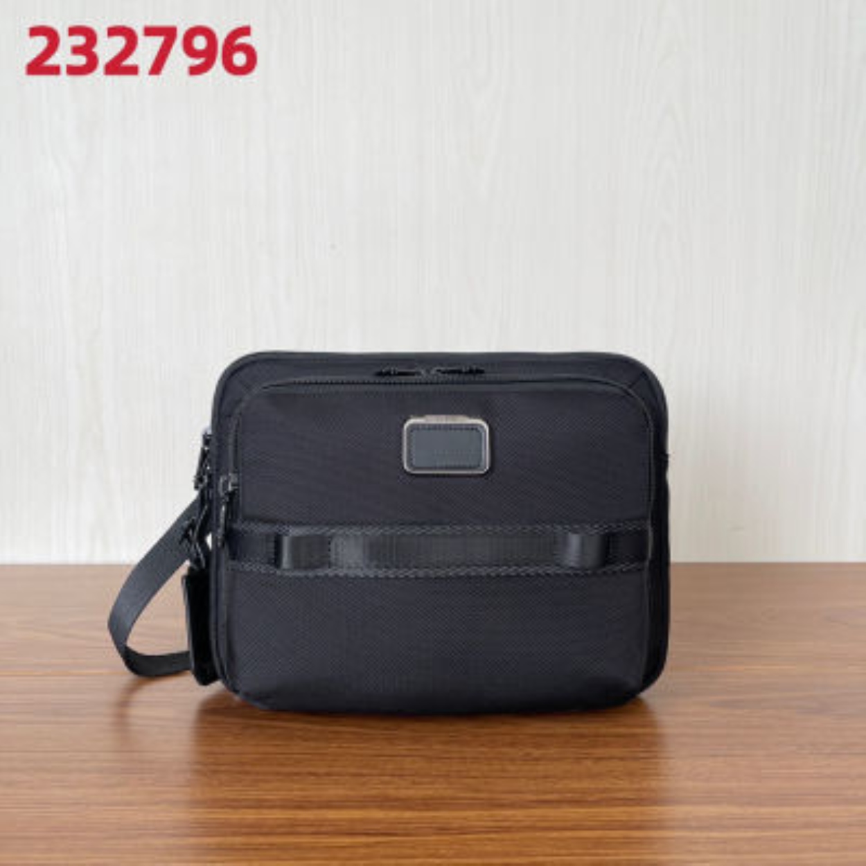 のTUMIの /Tuming 232796 Alpha Bravo Men's Crossbody Bag Engraving Name Free Engraving Four Letters