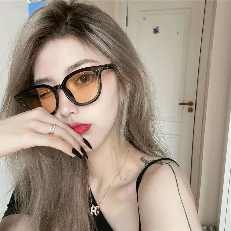 MOYOKA Kính Râm Của Người Nổi Tiếng Kính Râm Màu Vàng Khuynh Hướng Kính Râm Nam Thời Trang Nữ Lái Xe Có Thể Mặc Kính Râm Hàn Quốc Cổ điển