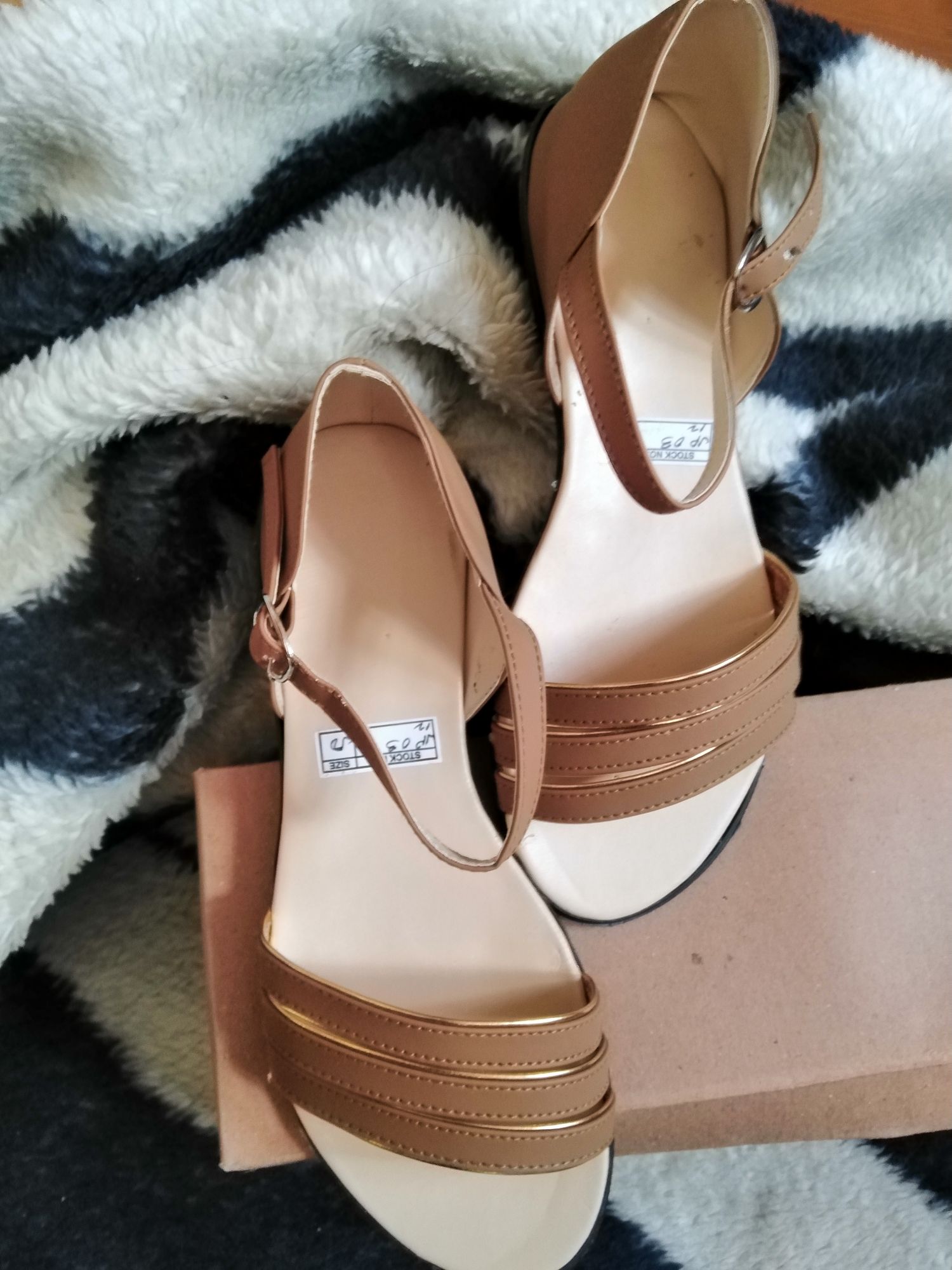 cheap sandals on sale