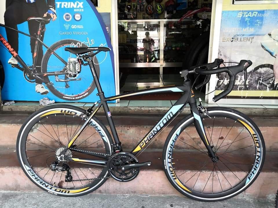 Phantom store road bike