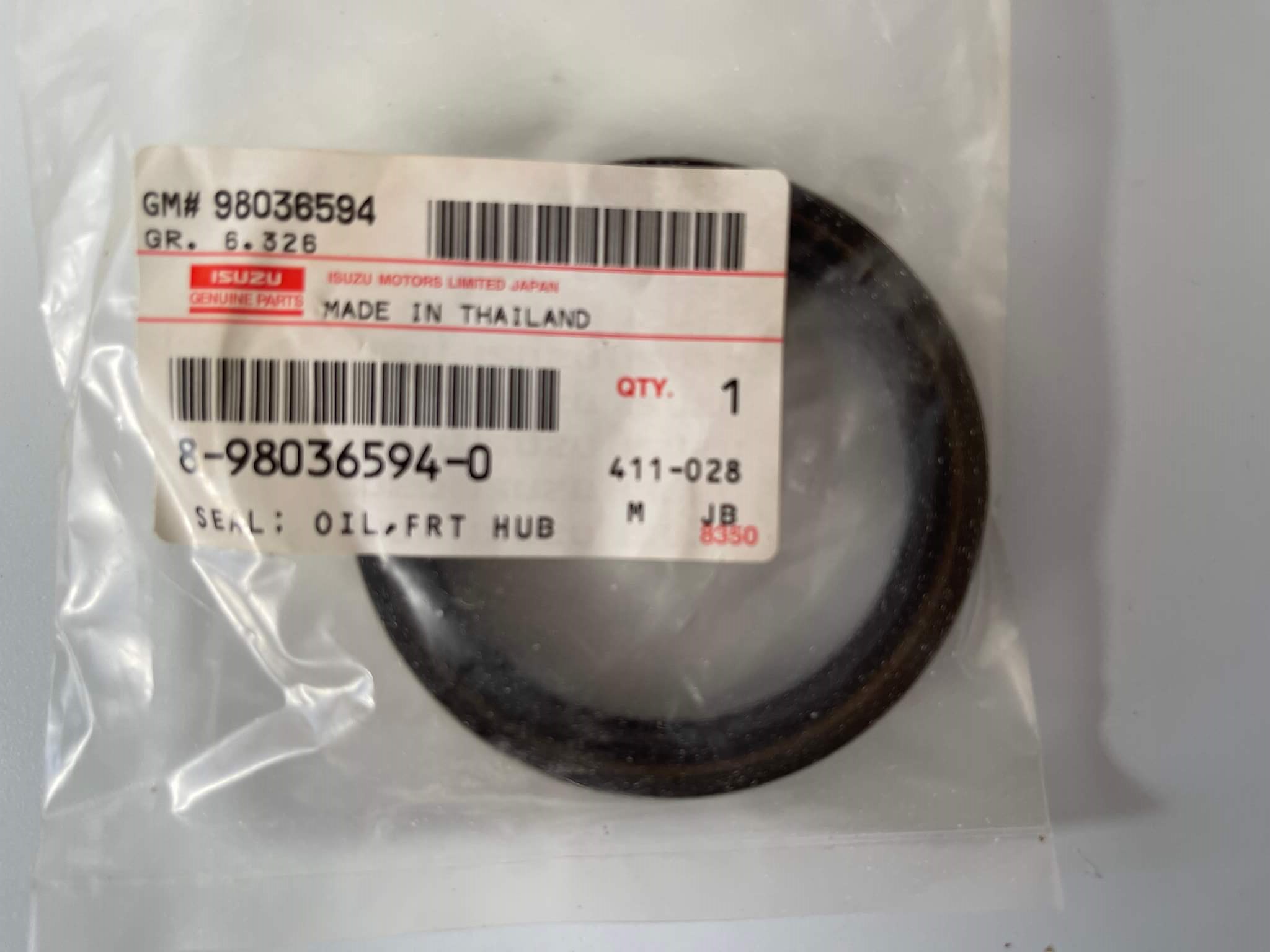 Front Wheel Bearing Inner Grease Seal 8980365940 Isuzu DMAX MUX