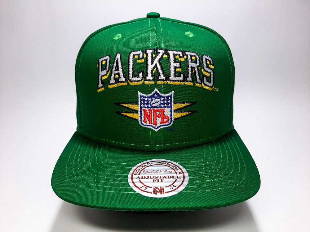 Green Bay Packers NFL New Era Green Baseball Cap Hat Strapback, Men's  Fashion, Watches & Accessories, Cap & Hats on Carousell