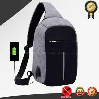 multi pocket travel bag