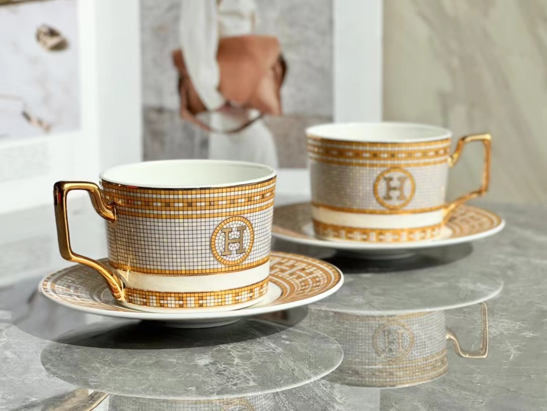 H New Delicate Bone China Mosaic Coffee Cup Sets 2Cups and 2Saucers