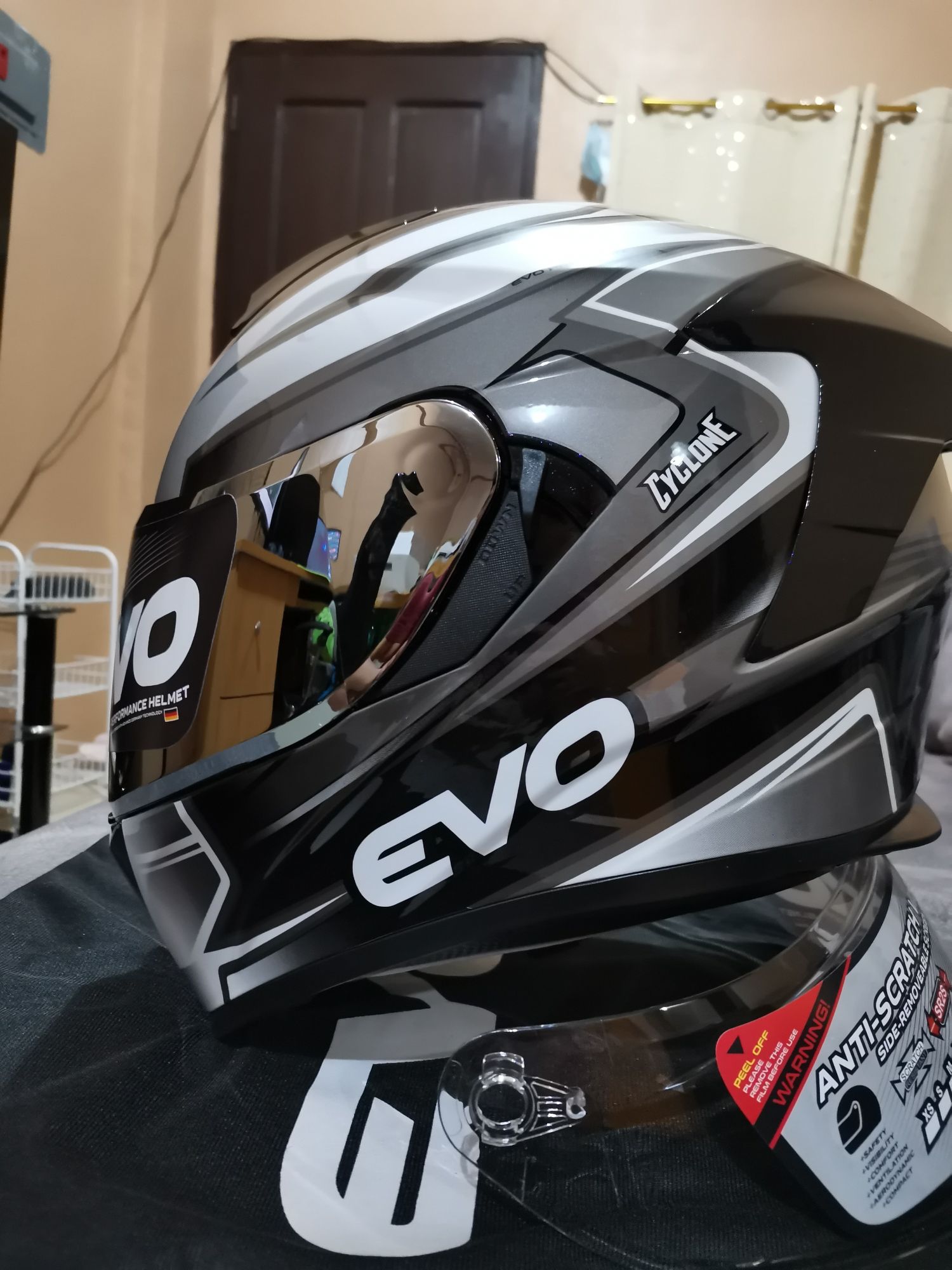 Evo Gt Pro Cyclone White Dual Visor Helmet Lazada Ph