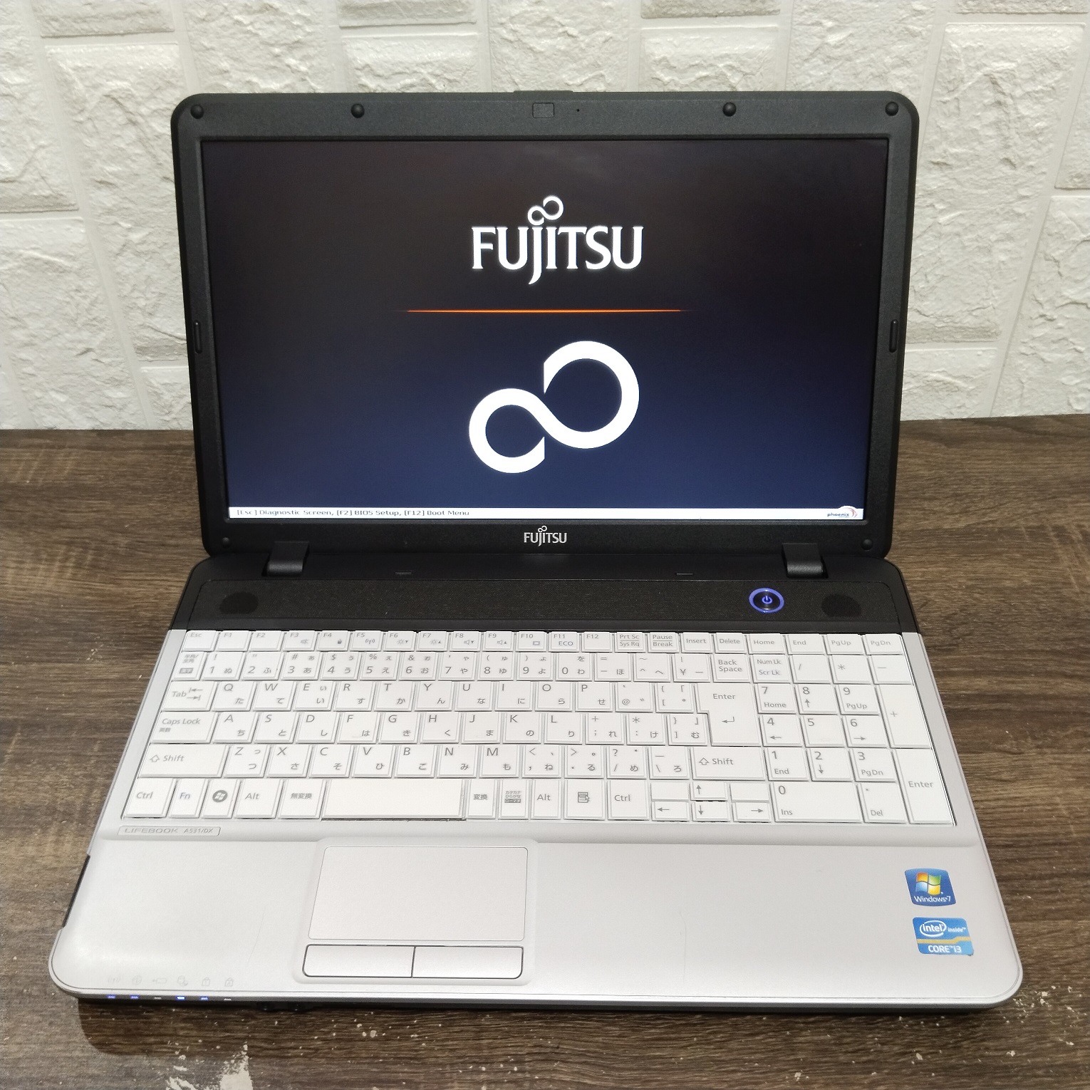 Affordable Original Japan Laptop Fujitsu A531/DX windows 10 core i3 4gb