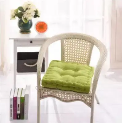 Soft curdoroy chairpad (38x38cm)