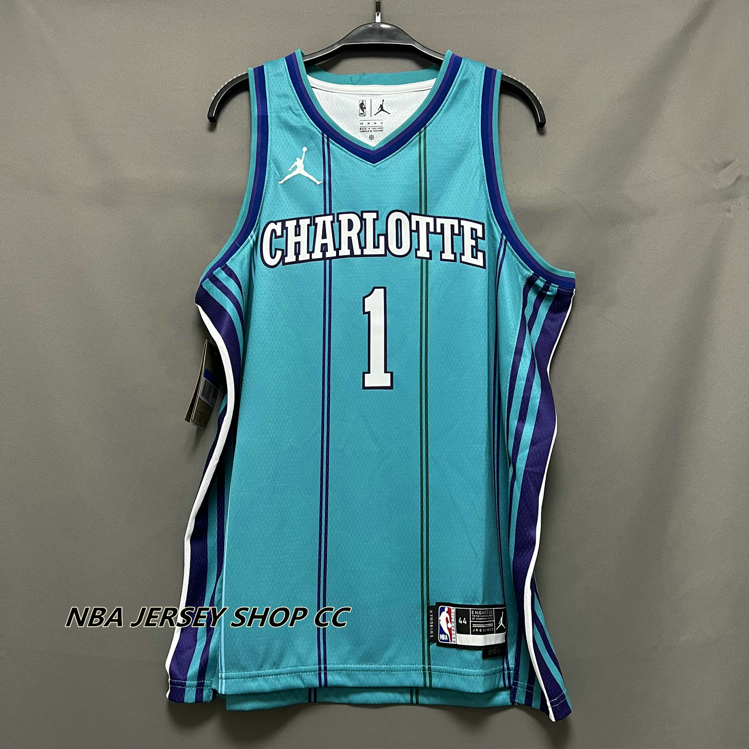 LaMelo Ball Charlotte Hornets 2023/24 Men's Nike Dri-FIT NBA Swingman Jersey.
