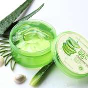 NATURE REPUBLIC ALOE VERA SOOTHING GEL