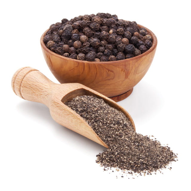 White Pepper vs Black Pepper — Differences Between White and Black Pepper