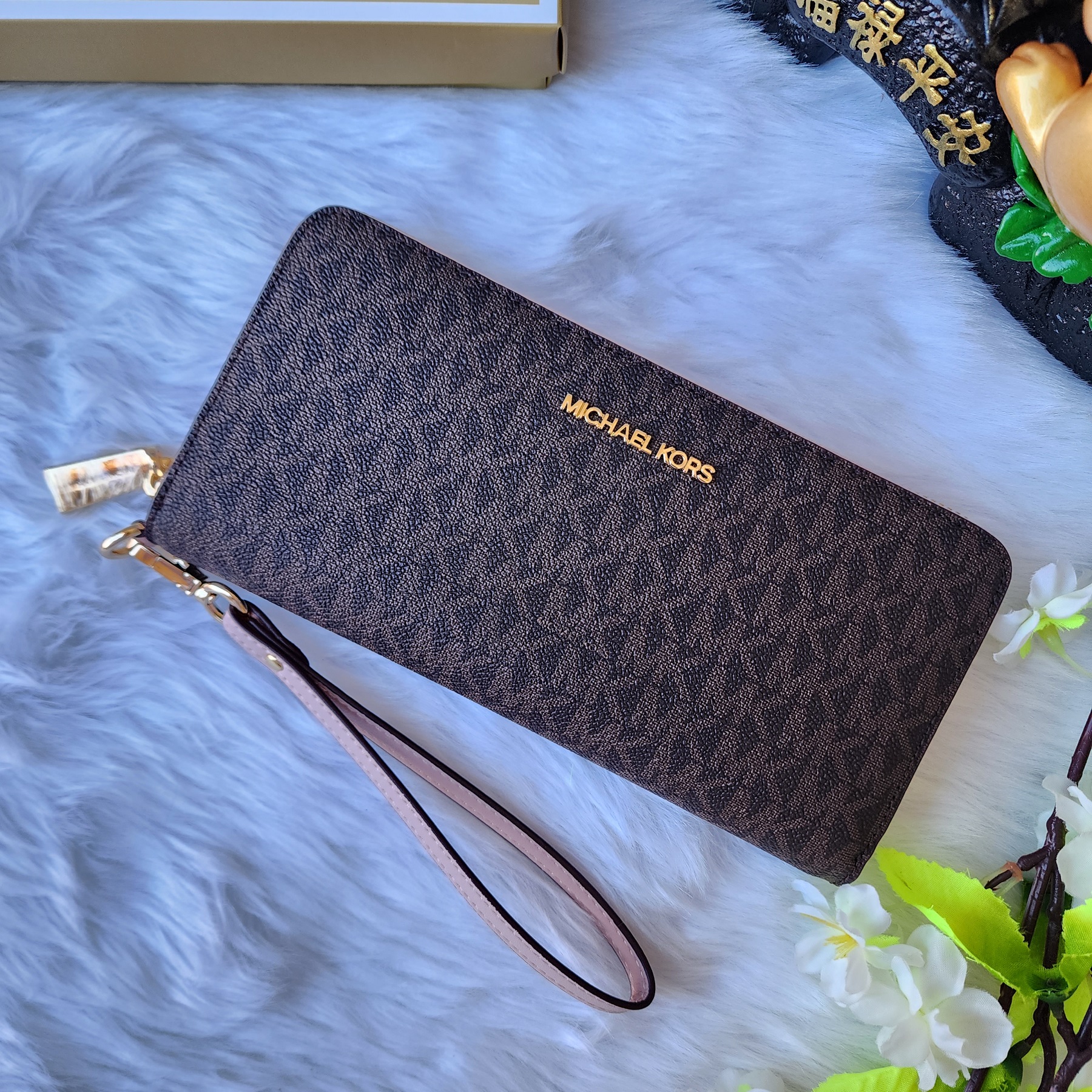 MICHAEL KORS ZIPPER WALLET WITH BOX  Shopee Philippines