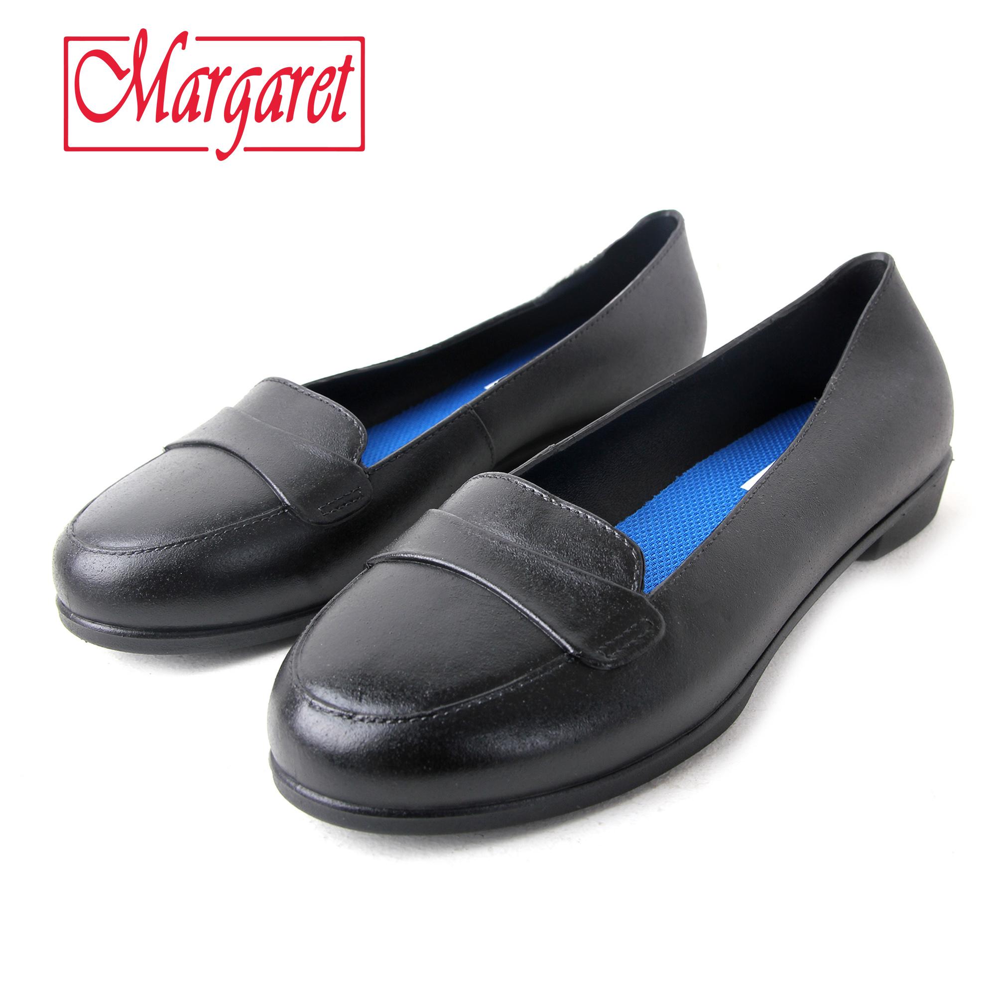 slip resistant flat shoes