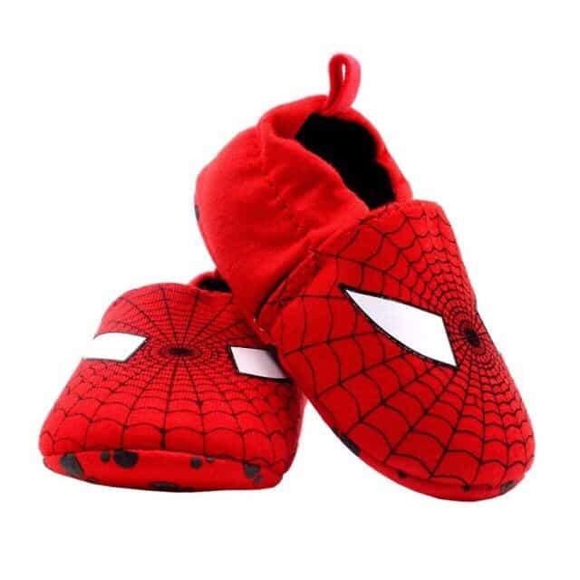 red baby shoes size 4