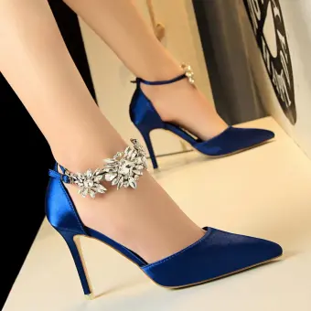 high heels with pointed toe