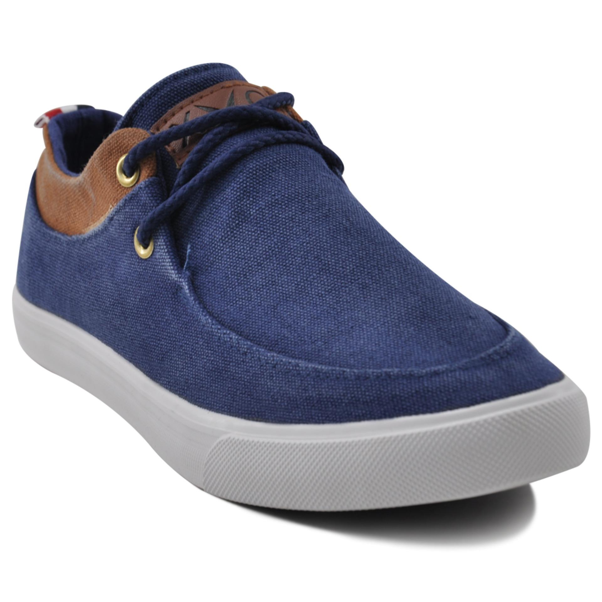 navy blue fashion sneakers