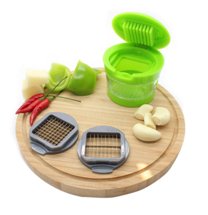 New 2Style Mashed garlic tools Press Garlic Press Slicer Kitchen Chopper  Grinder Presser Tool Garlic Ginger and onion Crusher (random color)