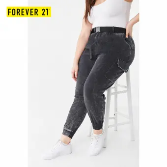 belted cargo joggers