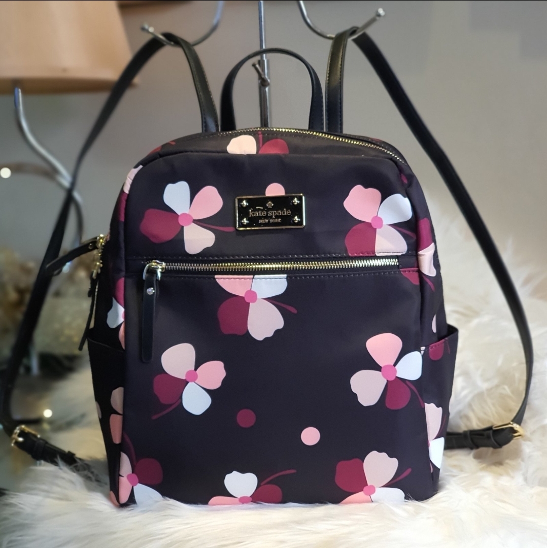 ladies backpack with side pockets