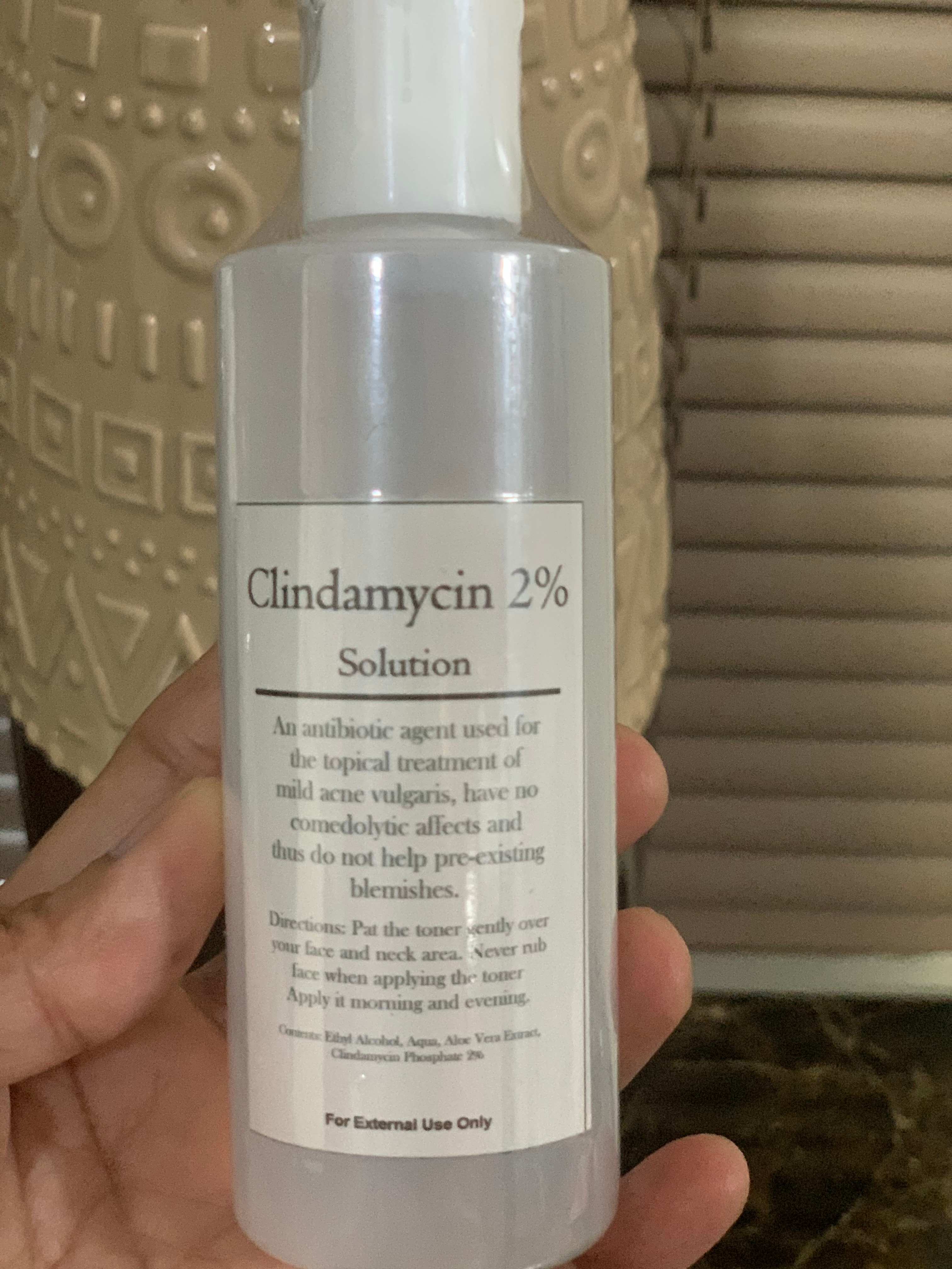 clindamycin toner benefits
