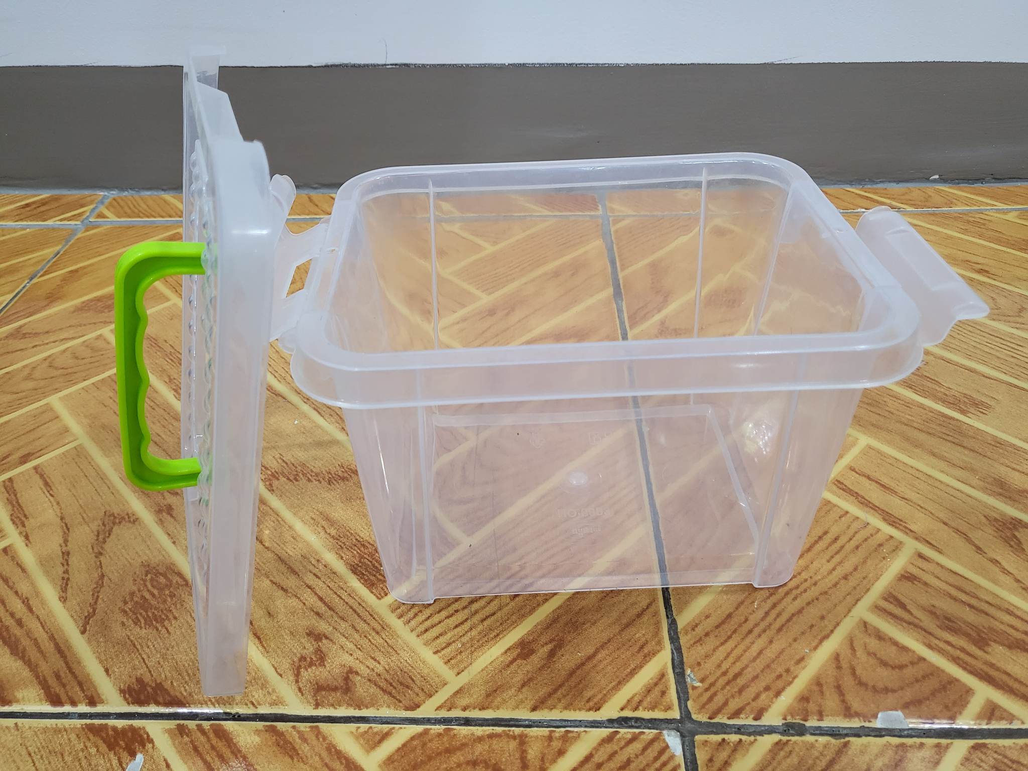 clear transparent mini storage box 21x15x13 cm / 80 pesos / SUPER SALE / 4  liters organizer / 4L