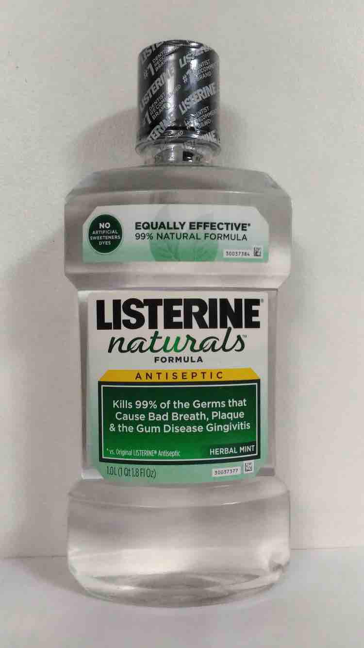 LISTERINE® NATURALS WITH FLUORIDE HERBAL MINT Anticavity Mouthwash