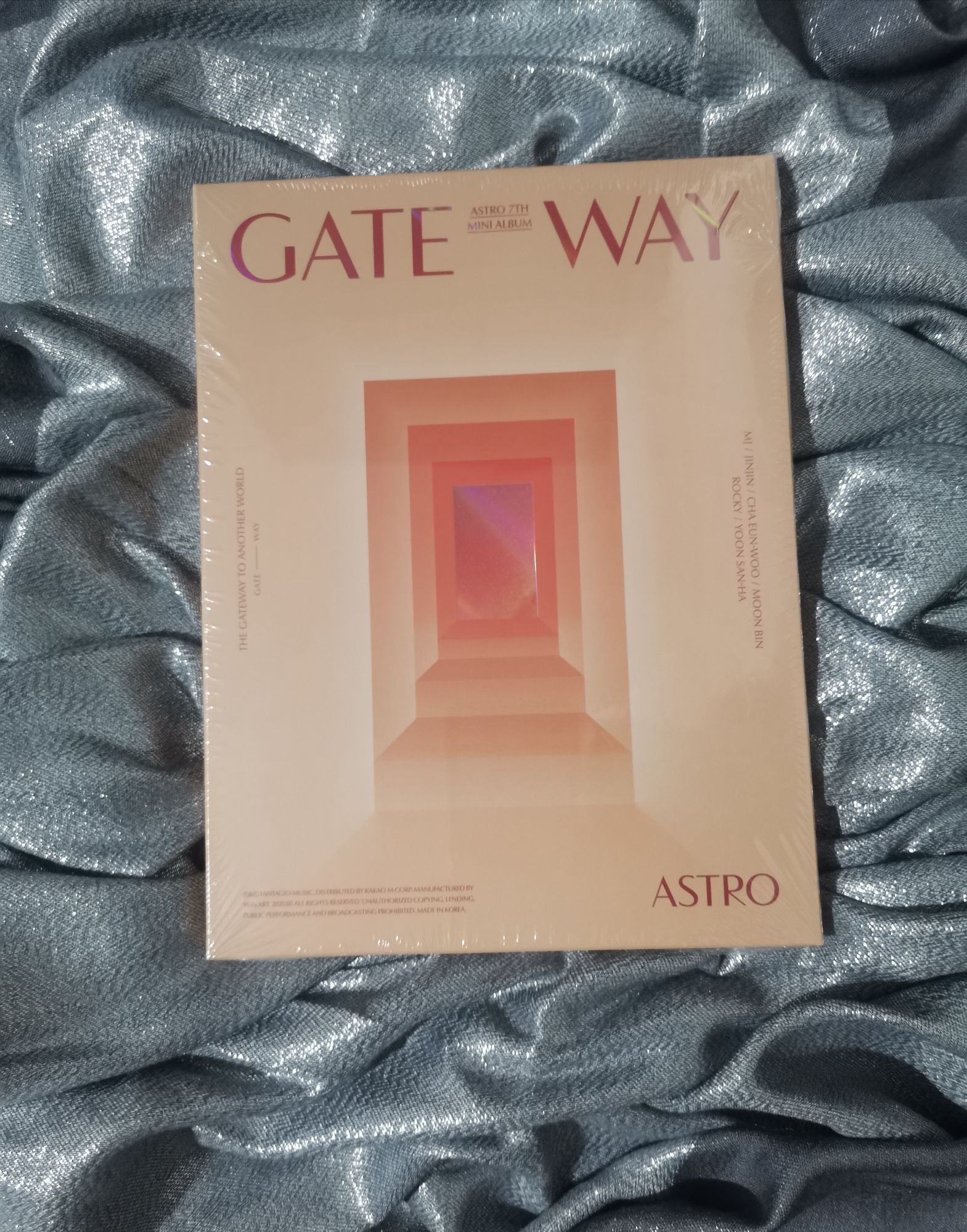 ASTRO 7th Mini Album - GATEWAY (TIME TRAVELER Ver.) CD + Poster