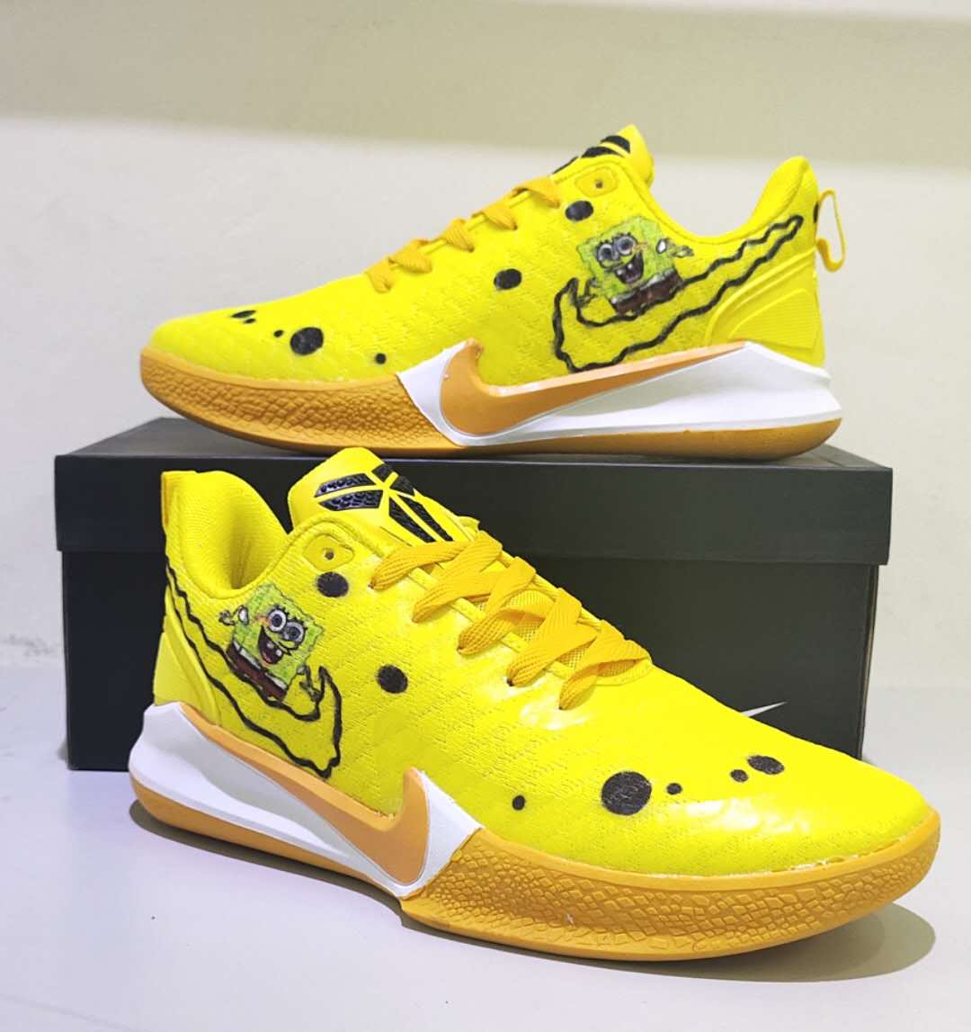 kyrie casual shoes