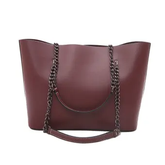 chain shoulder bag designer