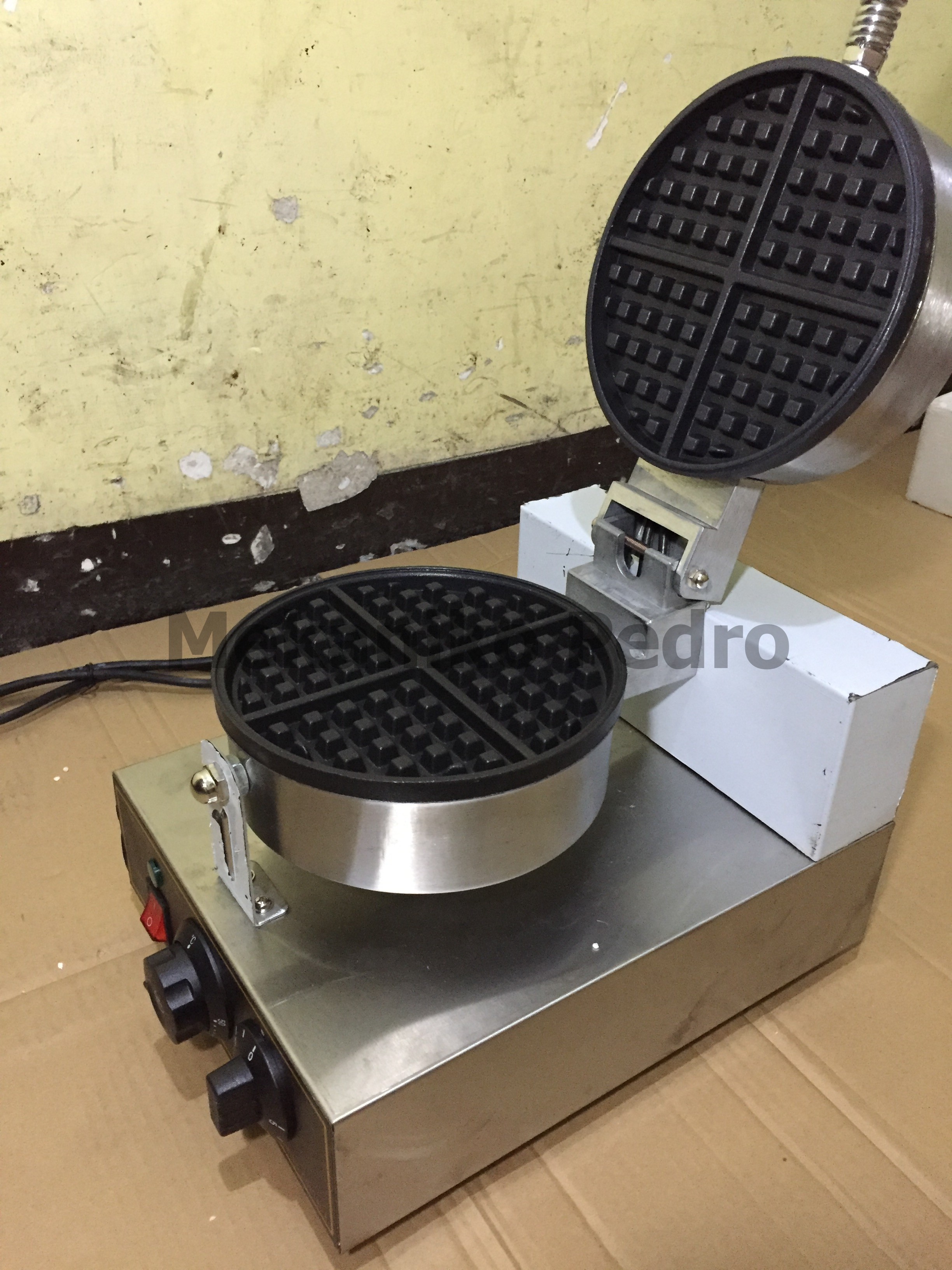 Waffle Maker Belgian Waffle Machine Heavy Duty for Commercial Use