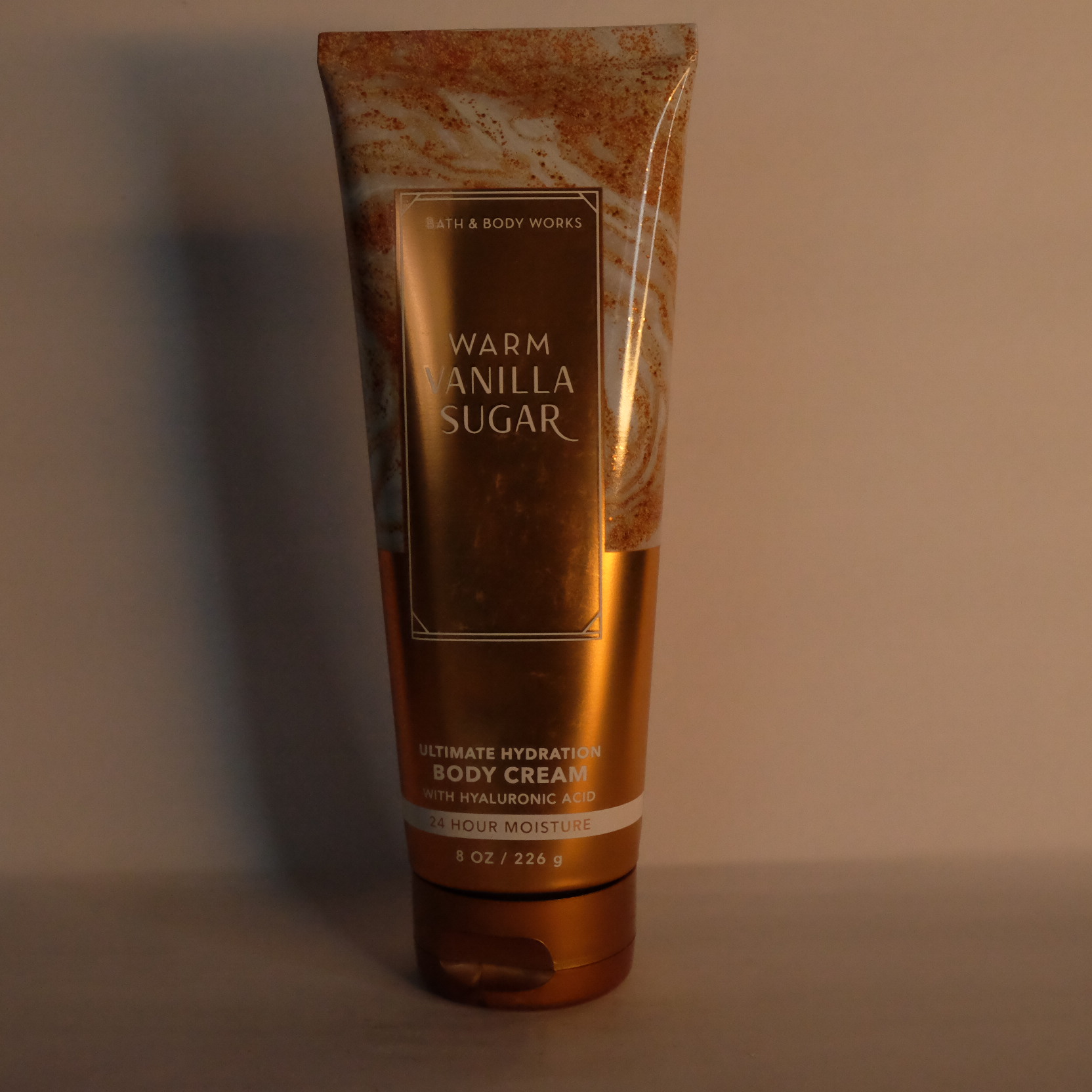 Bath & Body works Warm Vanilla Sugar Ultimate Hydration Body Cream 8 oz